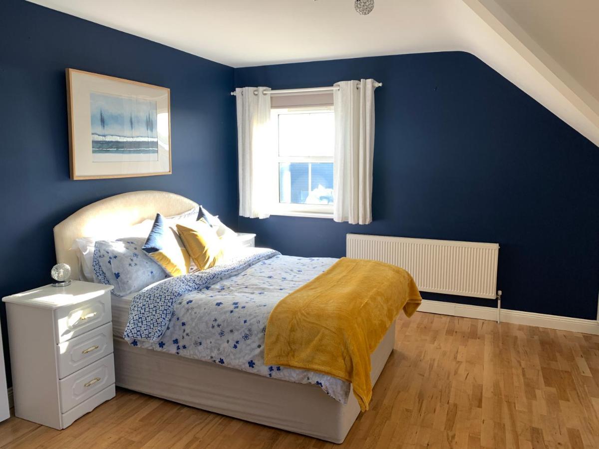 Seascape On The Edge Of Town: 4 Beds All Ensuite. Belmullet Luaran gambar
