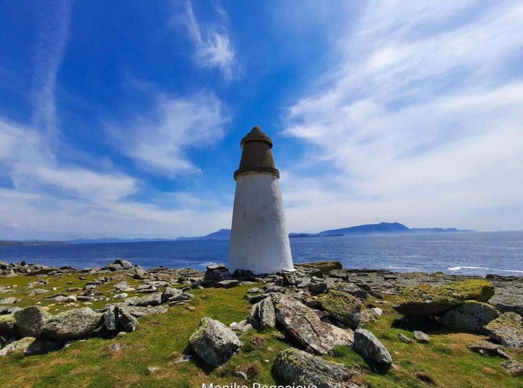Seascape On The Edge Of Town: 4 Beds All Ensuite. Belmullet Luaran gambar